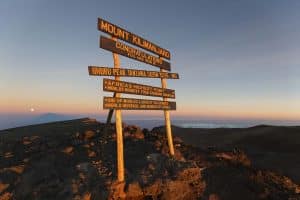 Uhuru kilimanjaro trekking